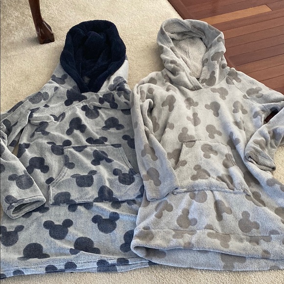 Disney Other - Disney hoodies sleep wear Mickey design